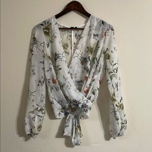 Windsor Floral Wrap Blouse with Bow Closure Size SMALL